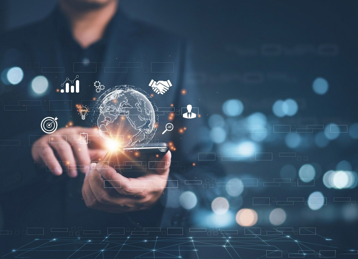 Marketing & Growth